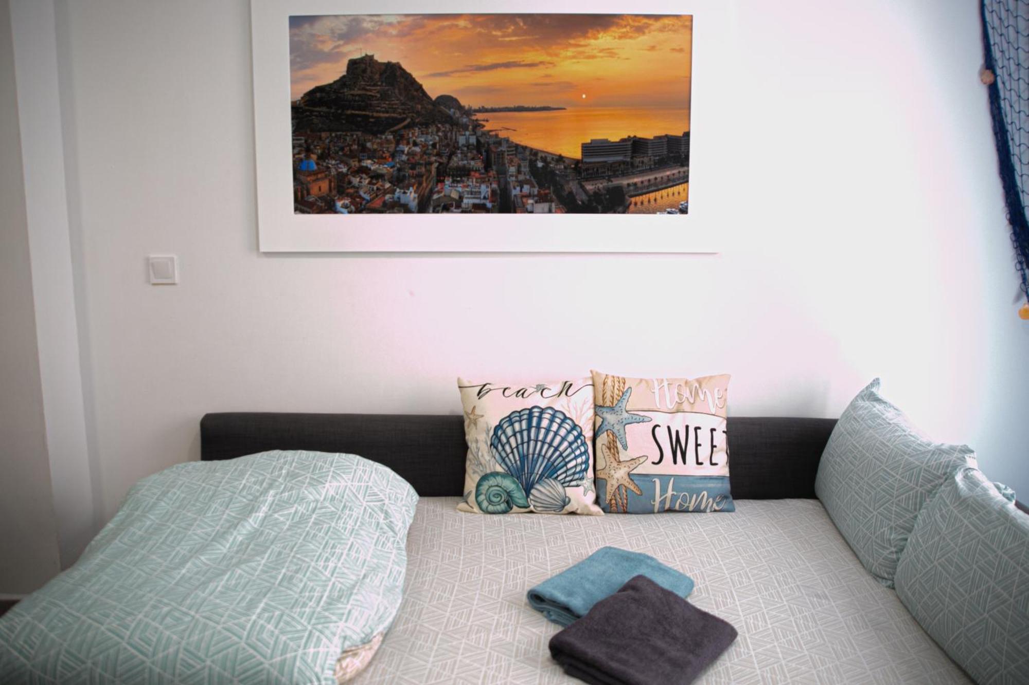 Charming Duplex - Historic Center - 7Min To Beach Alicante Esterno foto