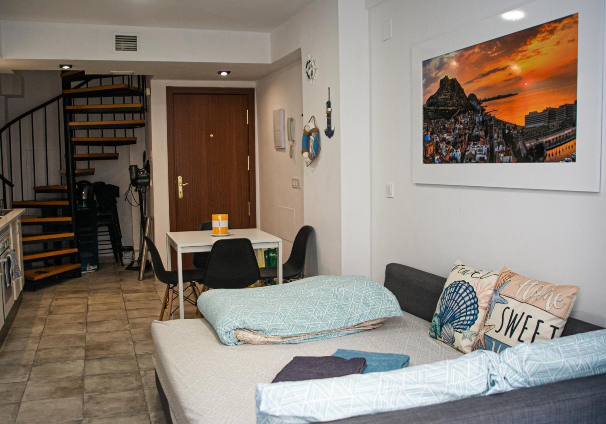 Charming Duplex - Historic Center - 7Min To Beach Alicante Esterno foto