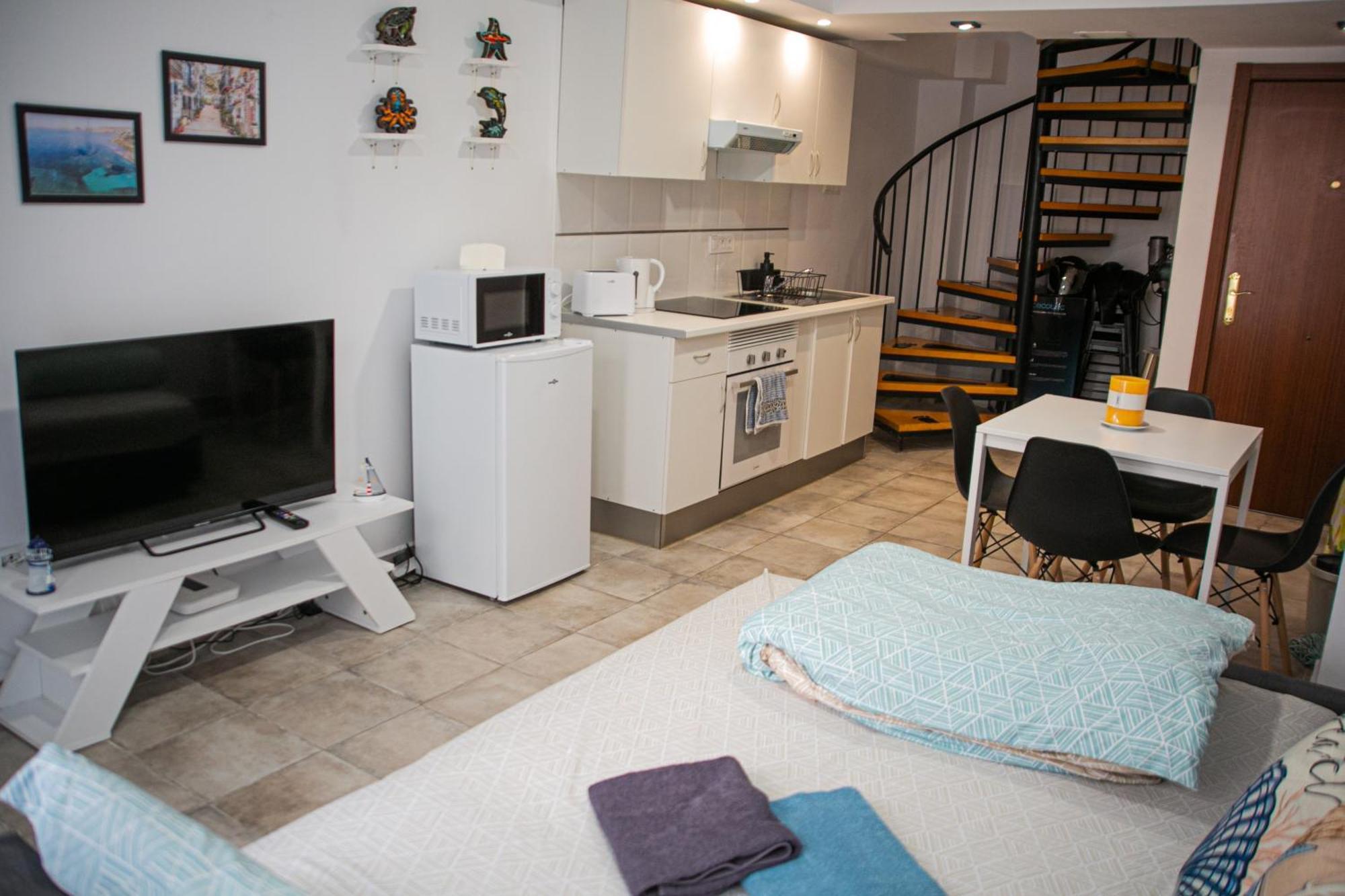 Charming Duplex - Historic Center - 7Min To Beach Alicante Esterno foto