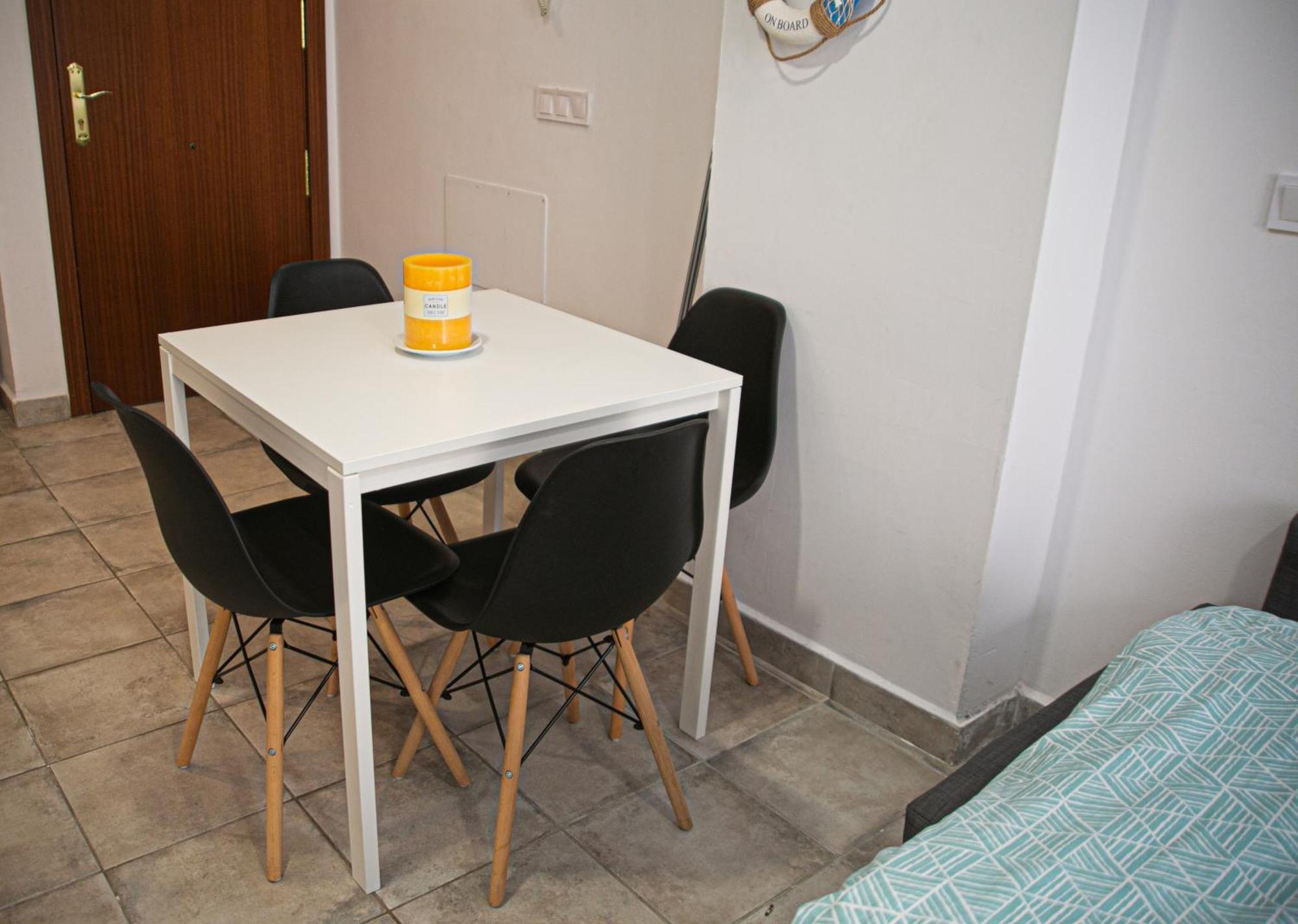 Charming Duplex - Historic Center - 7Min To Beach Alicante Esterno foto